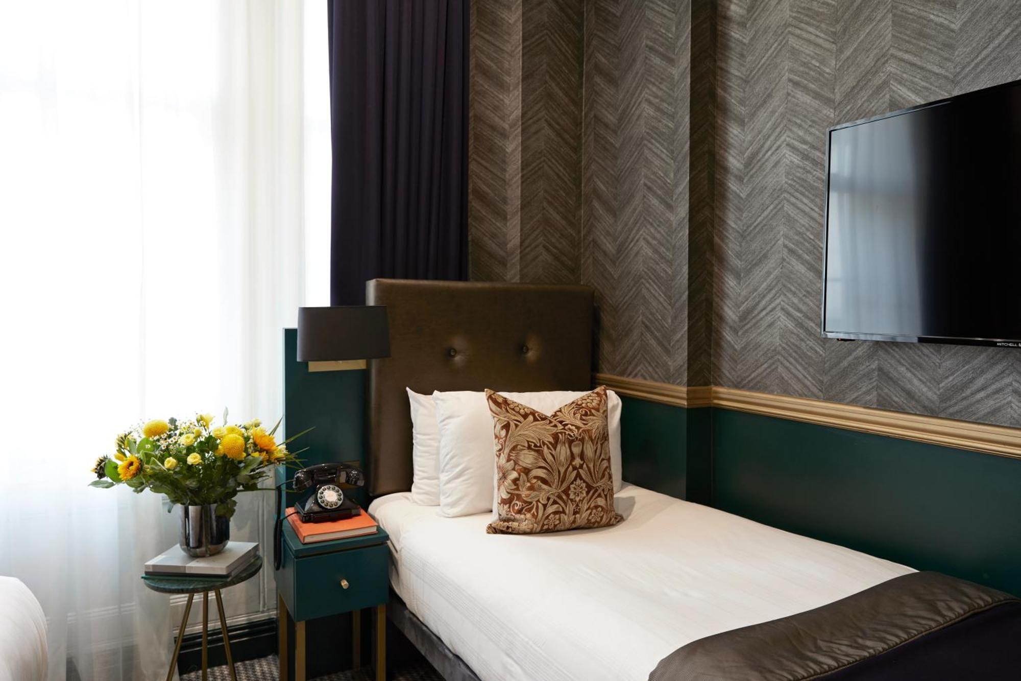 The Portico Hotel London Exterior photo