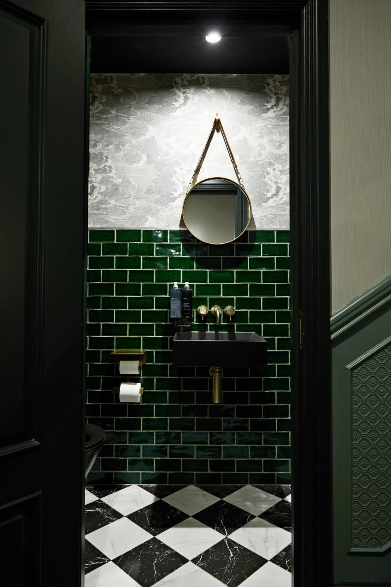 The Portico Hotel London Exterior photo